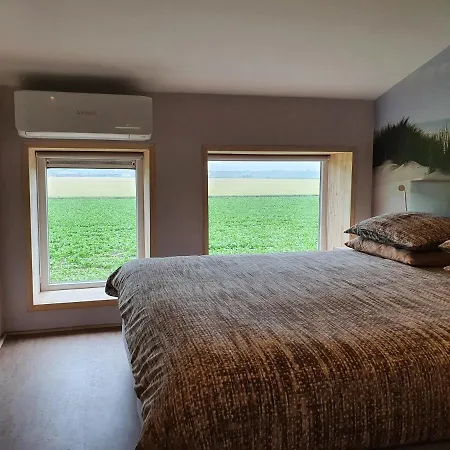 De Hoeksche Loods Bed & Breakfast