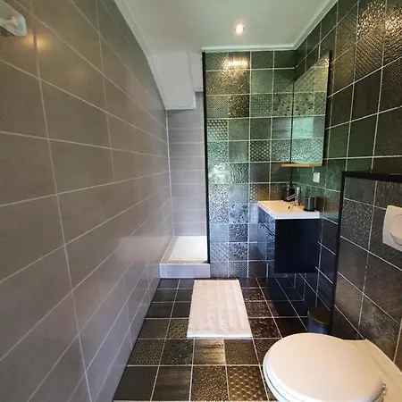 De Hoeksche Loods Bed & Breakfast Zuid-Beijerland